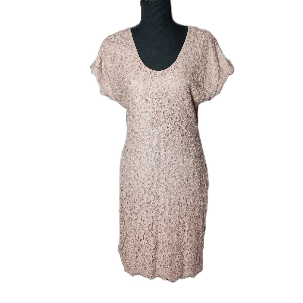 Diane von Furstenberg Lace Cocktail Dress with Two Way Zipper Center Back